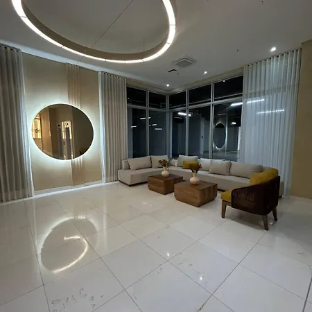 Aparta Vista Al Mar - Cerca Aeropuerto Apartamento *